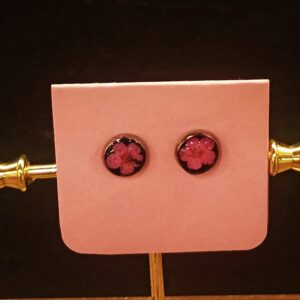 Aretes pegados resina