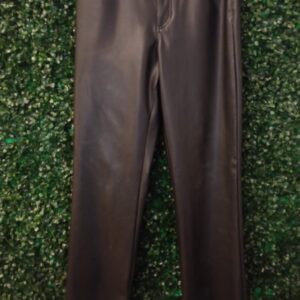 Pantalon Zara vinipiel Talla. 28